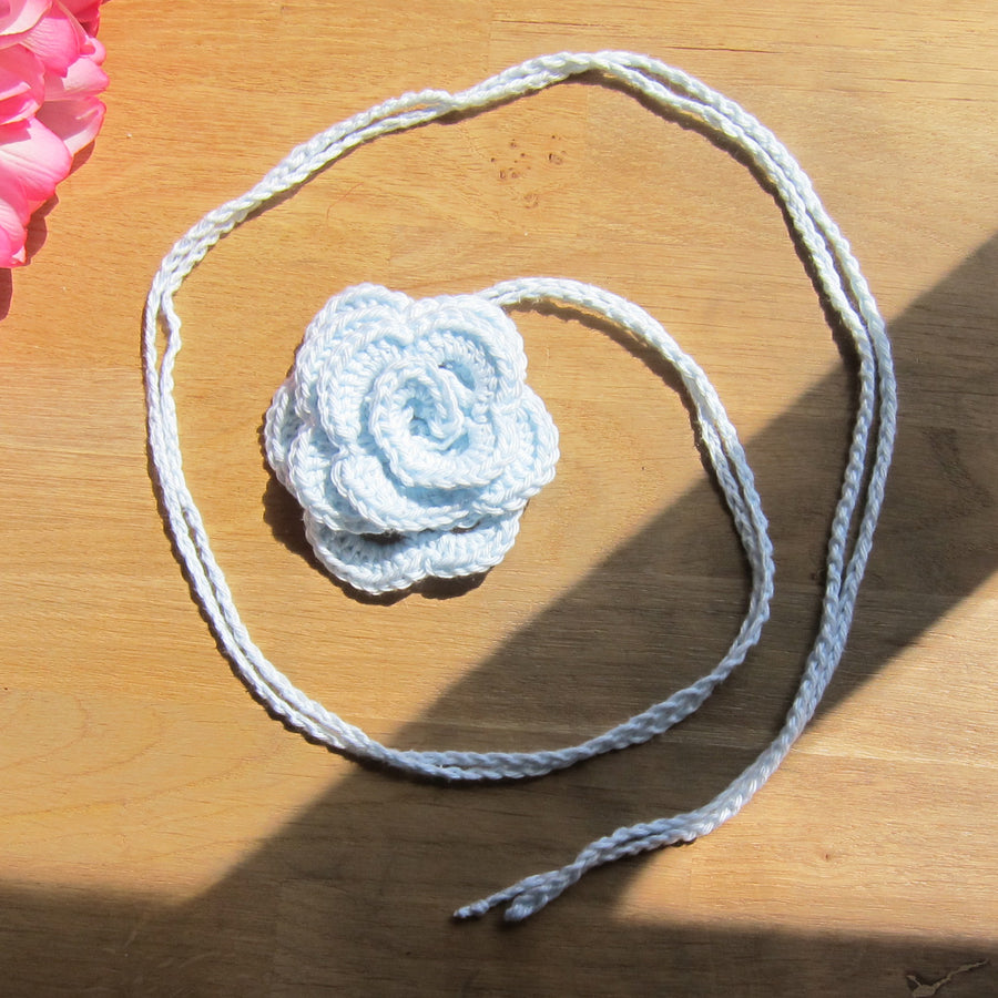 FLEUR : Baby Blue Crochet Choker